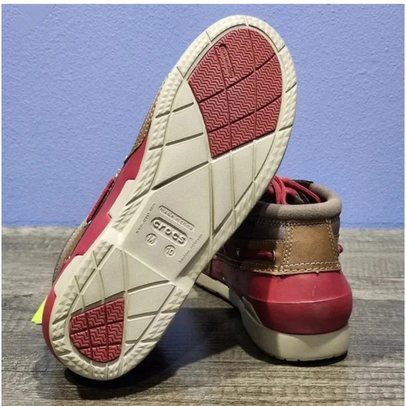 CROCS Men’s Beach Line Boat Chukka Boot Brown & Red Lightweight 10 - Picture 2 of 9